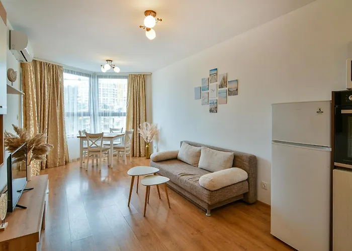 Kabakum Plaza Beachfront Flats Apartament *