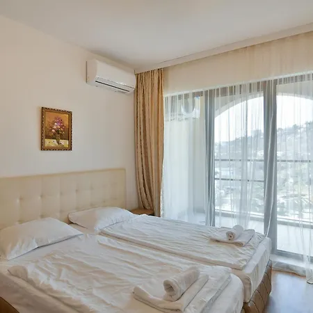 Kabakum Plaza Beachfront Flats Varna