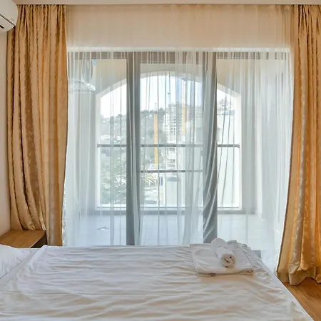 Lejlighed Kabakum Plaza Beachfront Flats *