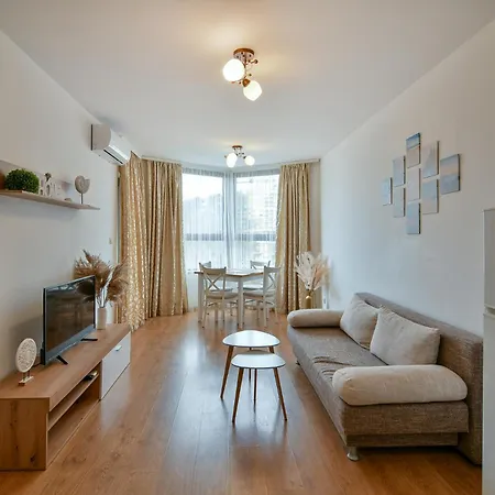 Kabakum Plaza Beachfront Flats *