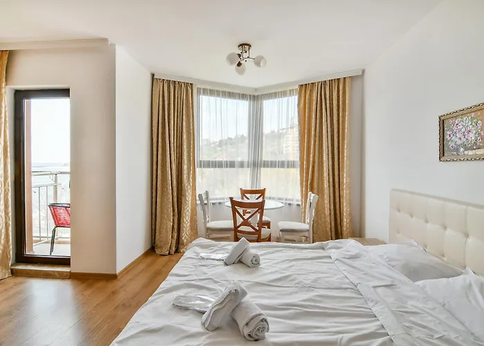 Apartment Kabakum Plaza Beachfront Flats *